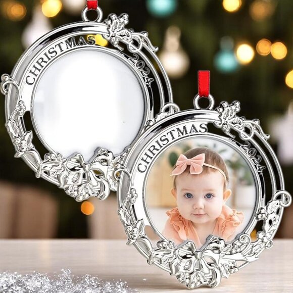 Set of 2 Christmas Silver 3.5" x 3.5" Round Photo Frame Engraved Tree Ornament - Picture 9 of 11